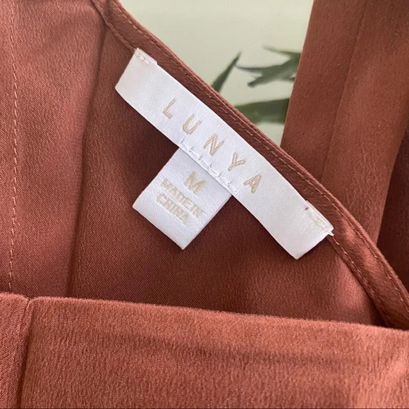 Lunya washable silk jumpsuit - Picture 2 of 4